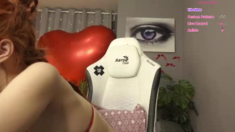 MeganieX online show from February 14, 3:42 am