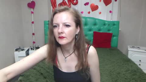 MeganPirs online show from May 17, 10:57 am