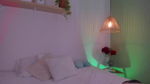 Snapshot of meganritz_ chatting on October 25, 3:40 am Meganritz online show from October 25, 3:40 am