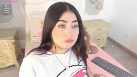 Megan online show from November 4, 11:55 am