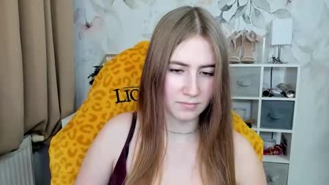 Megan online show from November 19, 2:49 pm