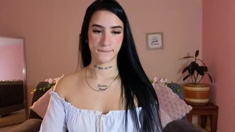 Mei online show from October 11, 11:26 am