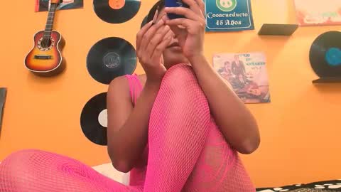 MEIS online show from November 29, 2:19 am