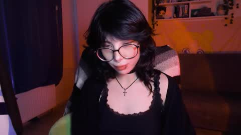 mori3 online show from October 2, 1:10 pm