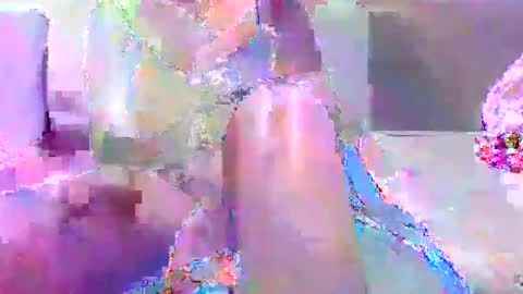 pretty online show from March 7, 7:05 pm