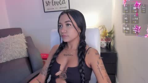 melan_owen online show from November 4, 10:49 am