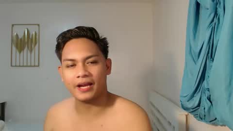 melanatedasiantwink online show from November 5, 7:10 am