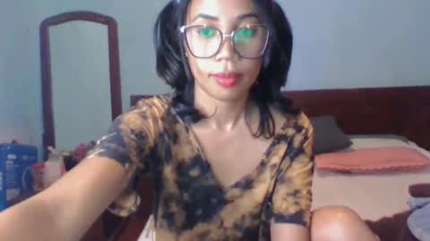 melanie171271 online show from December 14, 2:01 pm