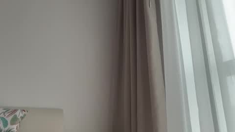 melaniebell24 online show from December 17, 11:39 am