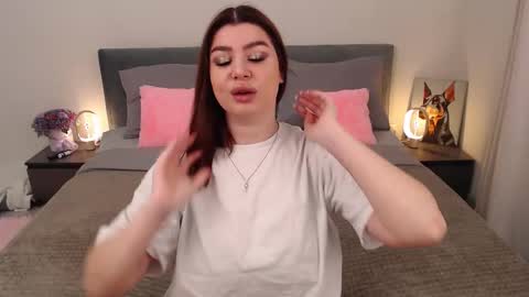 Melanie online show from January 12, 4:30 am