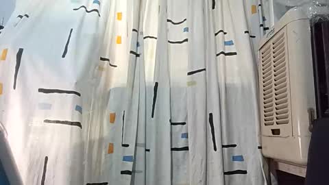 melaniehanzelnut online show from January 7, 6:02 pm