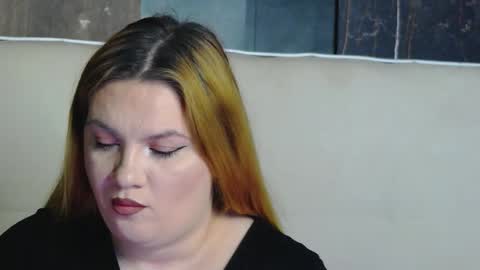 melanniebrown online show from December 21, 6:31 am