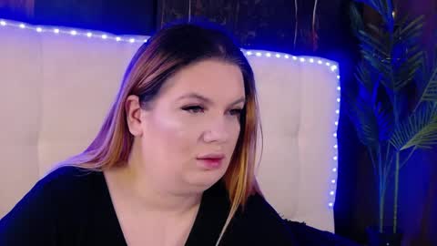 melanniebrown online show from April 9, 5:11 am