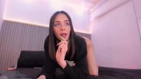 melany_hoffman online show from October 26, 10:31 pm