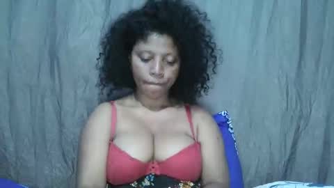 Snapshot of meld2599 chatting on November 1, 9:25 pm meld2599 online show from November 1, 9:25 pm