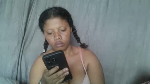 Snapshot of meld2599 chatting on October 1, 10:36 am meld2599 online show from October 1, 10:36 am