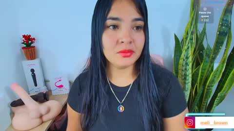    Independent model online show from June 4, 7:03 am