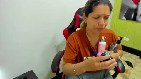 Melisa online show from June 21, 1:50 pm
