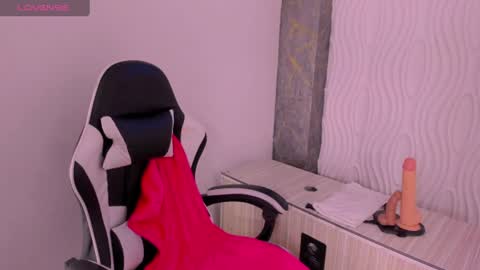 Melisa online show from June 18, 12:21 pm