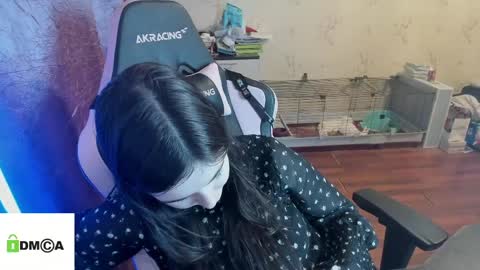 melisanilson online show from May 12, 10:41 pm