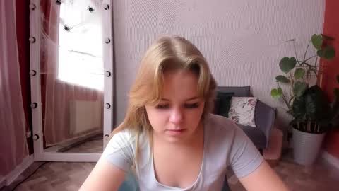 Sophia online show from October 30, 9:21 am