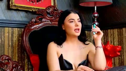 Melissa online show from November 28, 1:40 pm