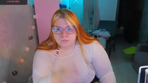 melissa_purr online show from April 16, 9:39 pm