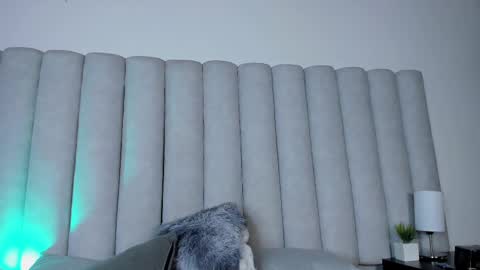 Melissa  online show from February 26, 6:08 am