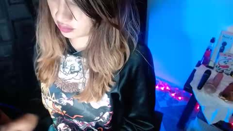 melissacut3x online show from March 28, 5:42 am