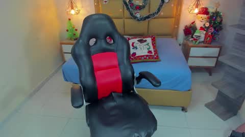    online show from December 22, 7:31 pm