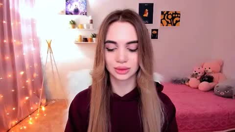 Tessa online show from February 28, 1:05 am