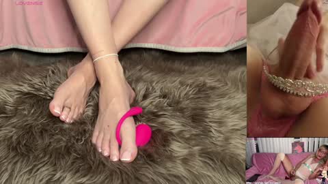 Snapshot of mellowditz chatting on January 17, 4:28 am Melody Day online show from January 17, 4:28 am