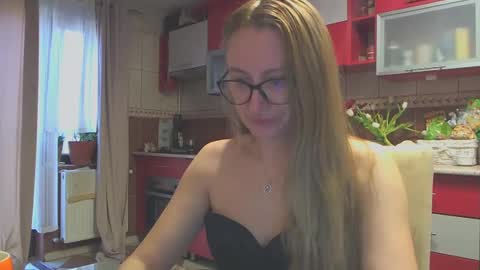 Melly online show from March 3, 7:54 am