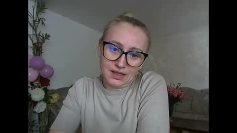 Melly online show from February 16, 9:29 am