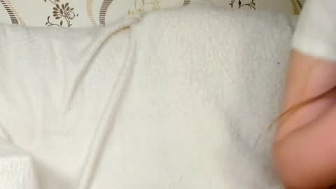 MelMooon online show from May 15, 11:12 pm
