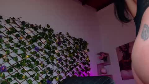 melody_cute10 online show from May 22, 2:02 pm