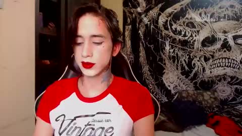 mely online show from November 17, 9:50 pm