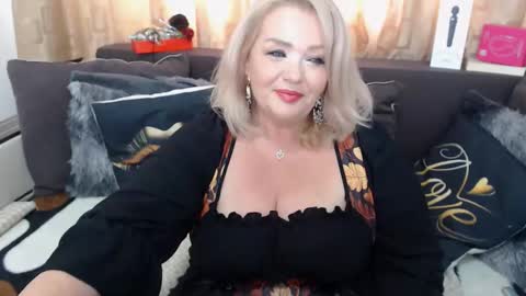melyssamilfxxx online show from June 5, 4:19 am