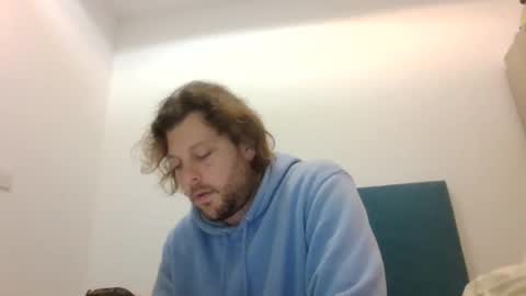 memo20cm online show from March 3, 8:38 pm