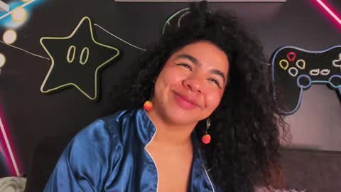  Memphis Williams  online show from March 6, 8:19 am