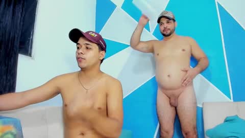 Snapshot of mens_starplus19 chatting on January 3, 10:29 pm alexis chubby and jose online show from January 3, 10:29 pm