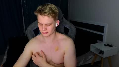 Mickey online show from March 24, 4:35 pm