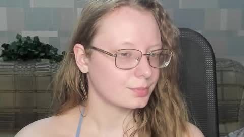 meowcr online show from March 26, 3:06 pm