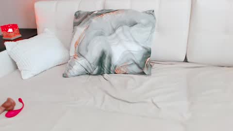 meowroslava online show from February 25, 1:10 pm