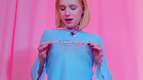 Lilu online show from March 14, 4:05 am