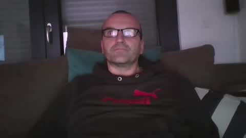 Pat online show from December 24, 5:34 pm