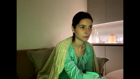 LEVA online show from April 21, 5:42 pm