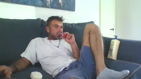 Mercedes190d online show from October 21, 6:00 pm