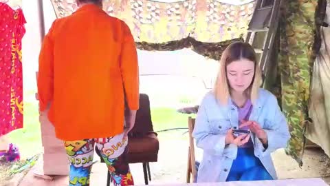 SOPHIE is the queen of squirt online show from March 23, 8:52 am