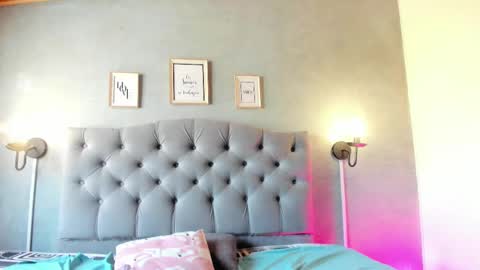 Snapshot of meridalane chatting on September 28, 8:18 pm meridalane online show from September 28, 8:18 pm